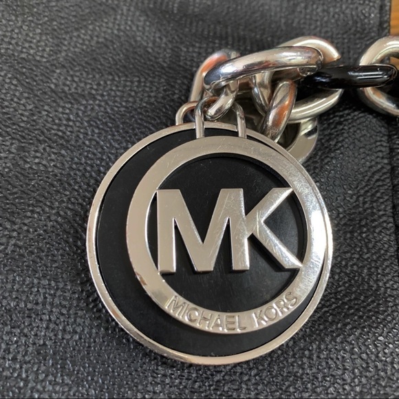 MICHAEL kors black leather shoulder bag - Picture 10 of 15
